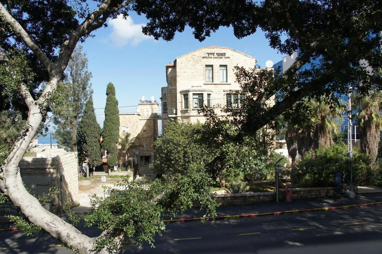 City Hall Hostel Haifa